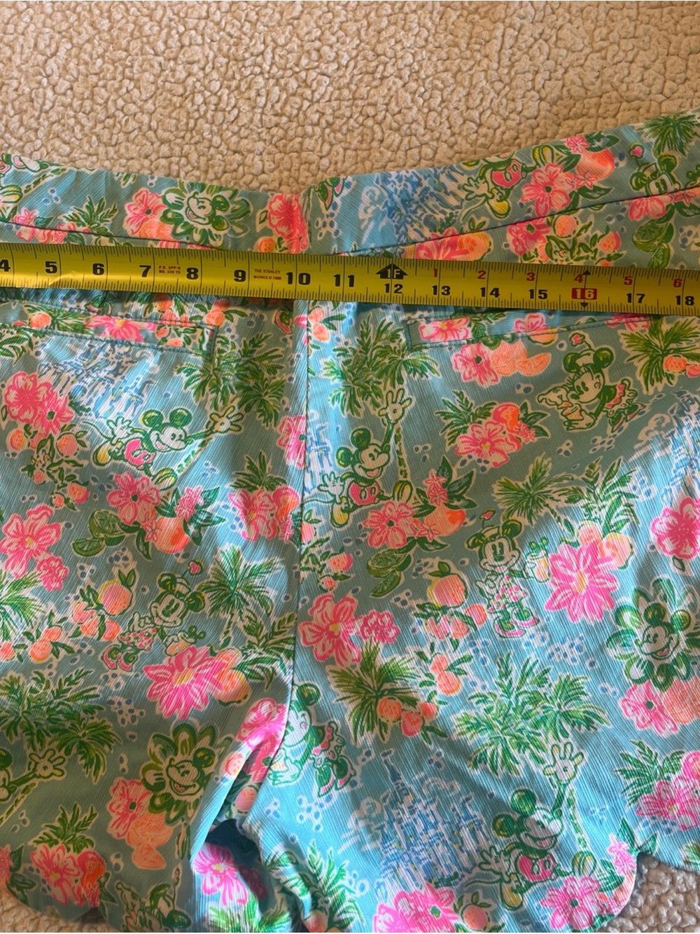 Lilly Pulitzer x Disney Buttercup Lilly Loves Disney Shorts Women’s Size 14 EUC - Picture 7 of 8